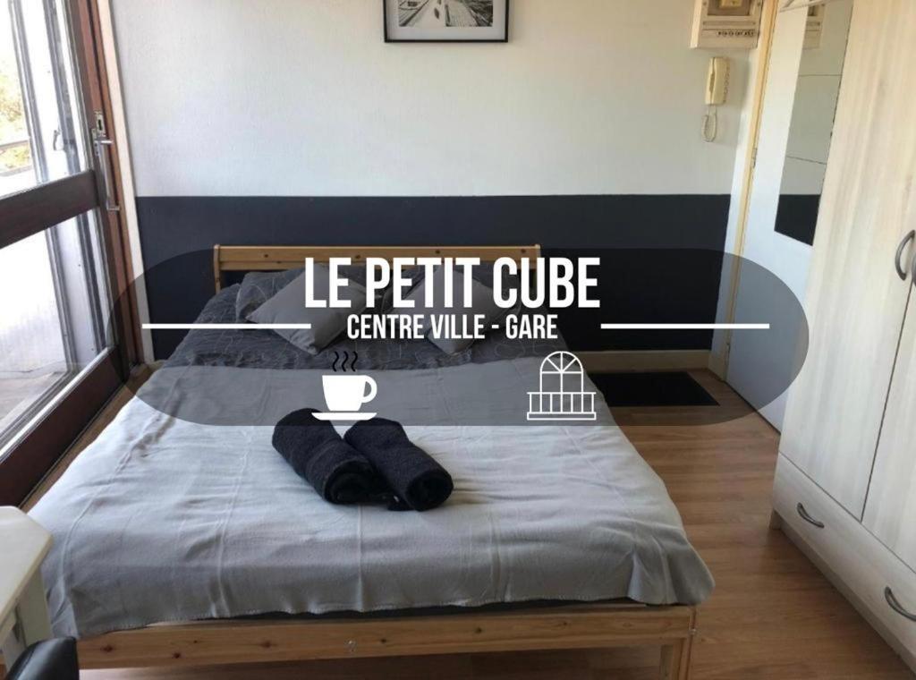 Le Petit Cube - Residence Standing - Centre Ville - Gare Troyes Buitenkant foto